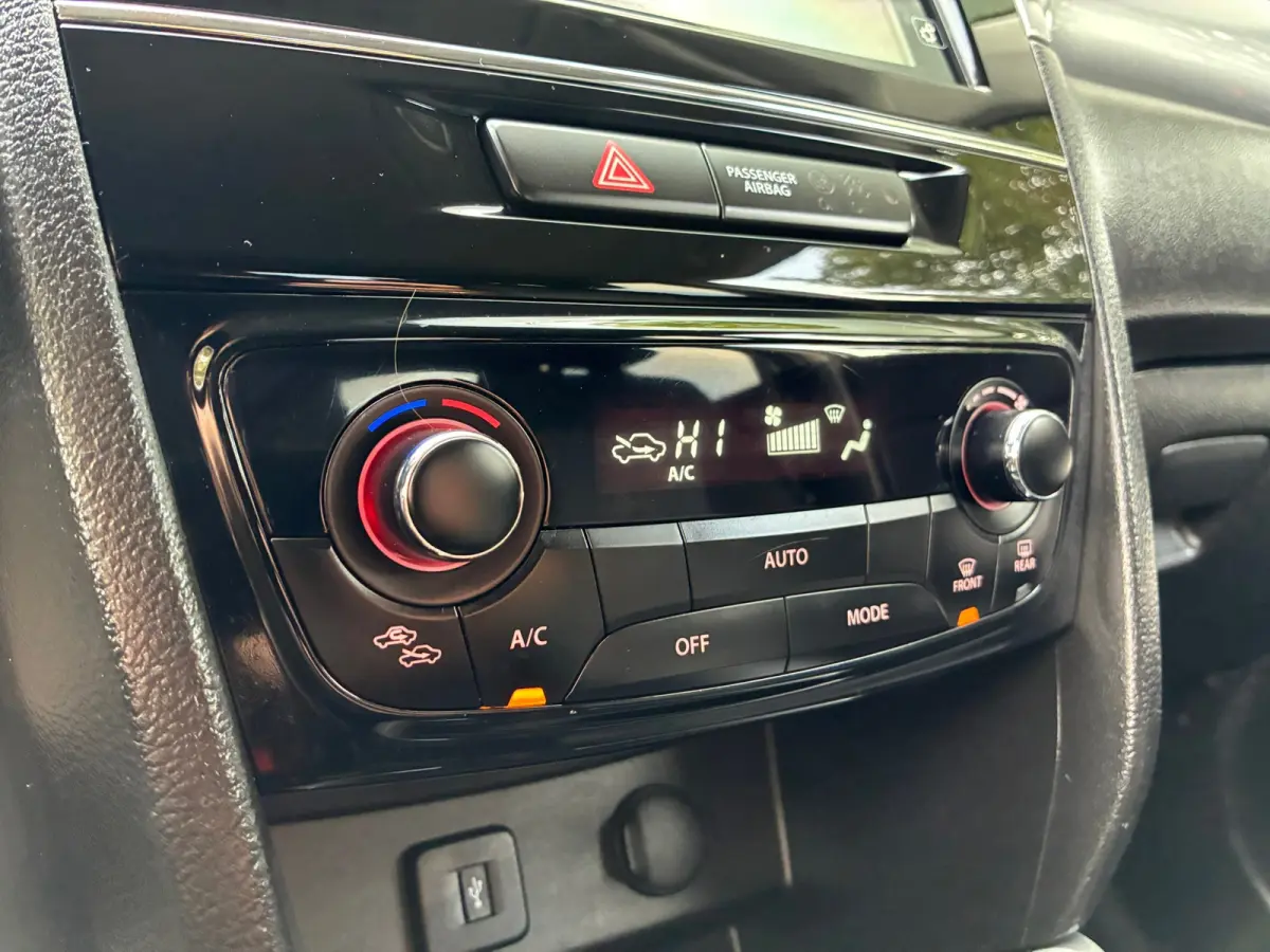 1.6 Exclusive | Carplay + Clima + Cruise nu €9.975,-