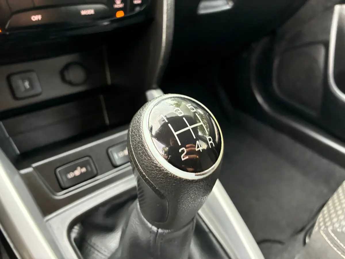 1.6 Exclusive | Carplay + Clima + Cruise nu €9.975,-