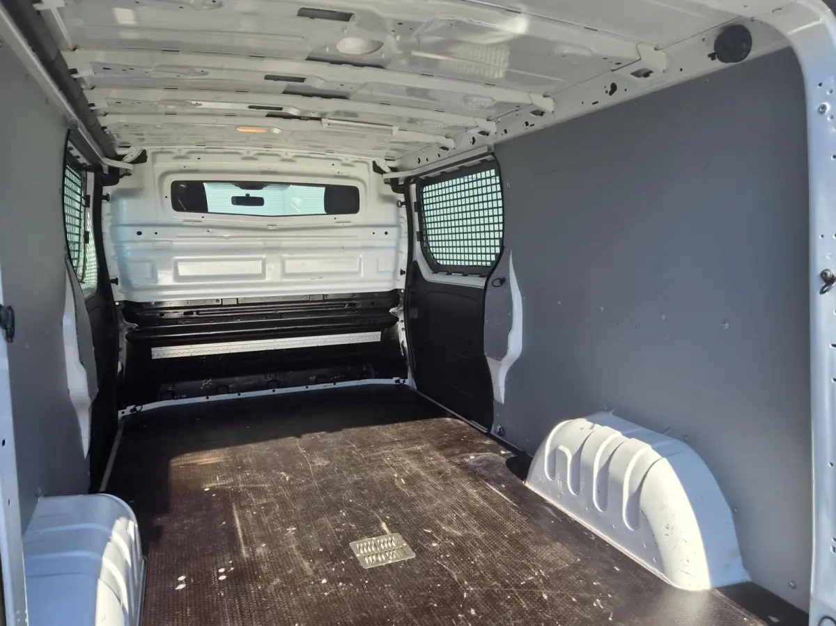 2.0 dCi 120 PK L2H1 Airco navi imper trekh