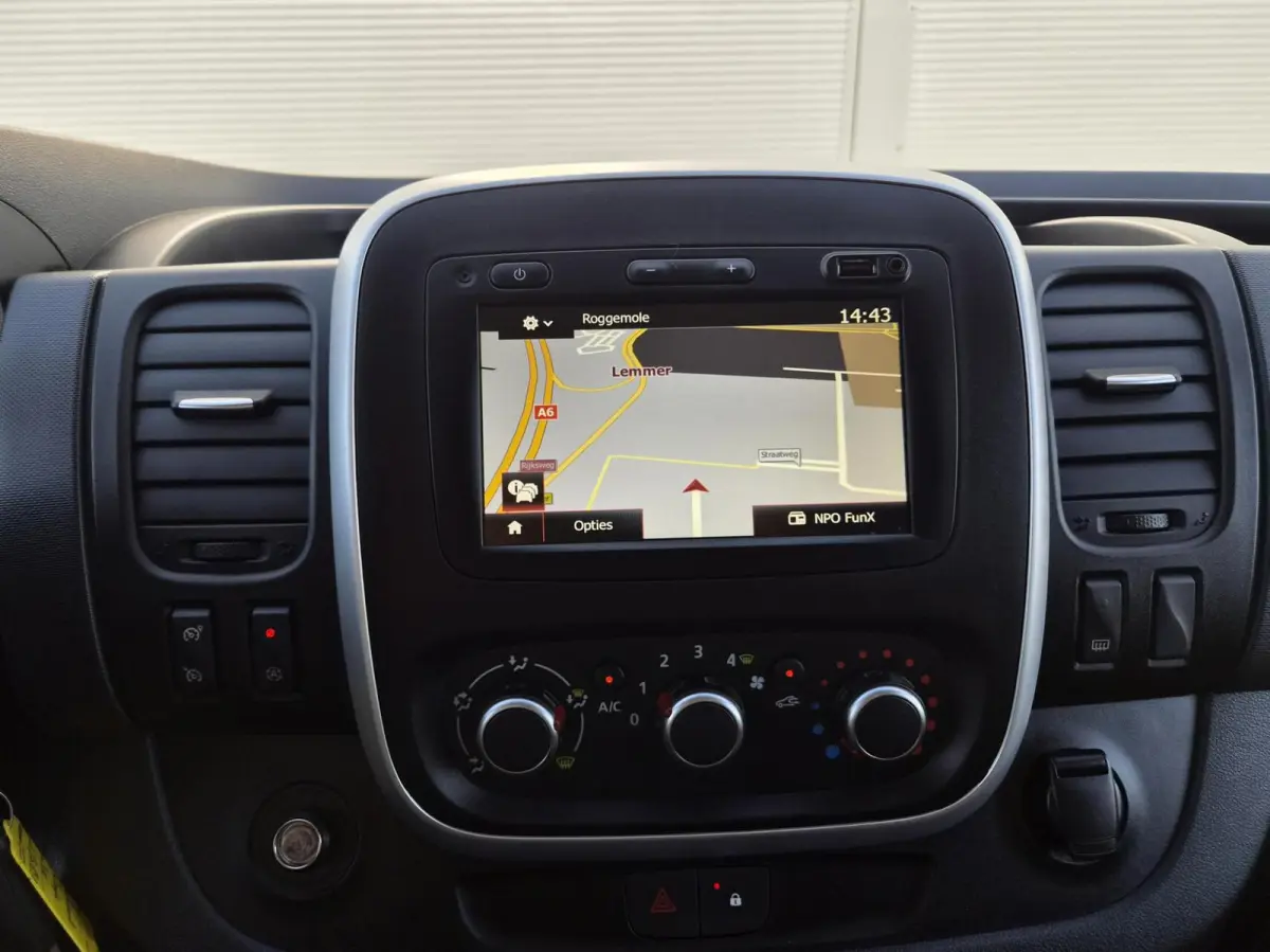 2.0 dCi 120 PK L2H1 Airco navi imper trekh