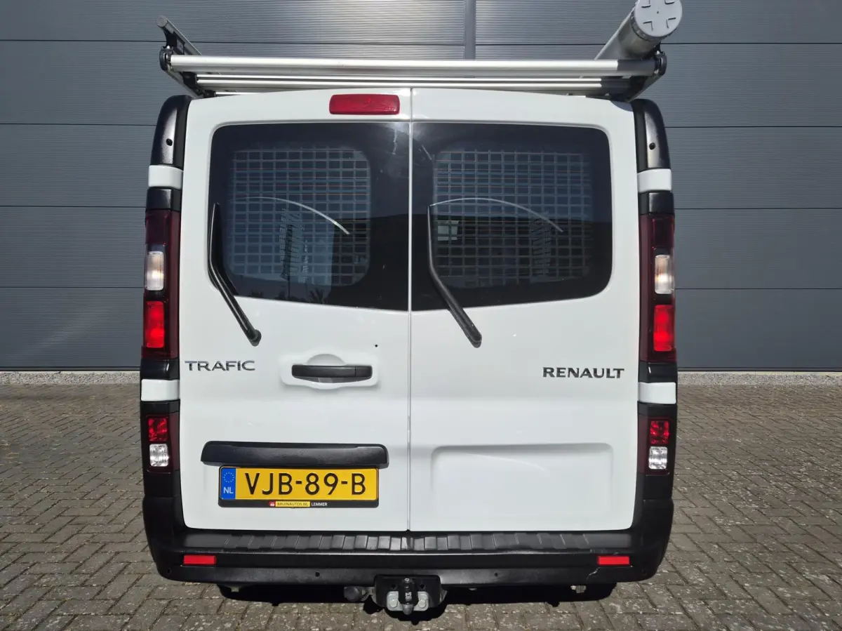 2.0 dCi 120 PK L2H1 Airco navi imper trekh