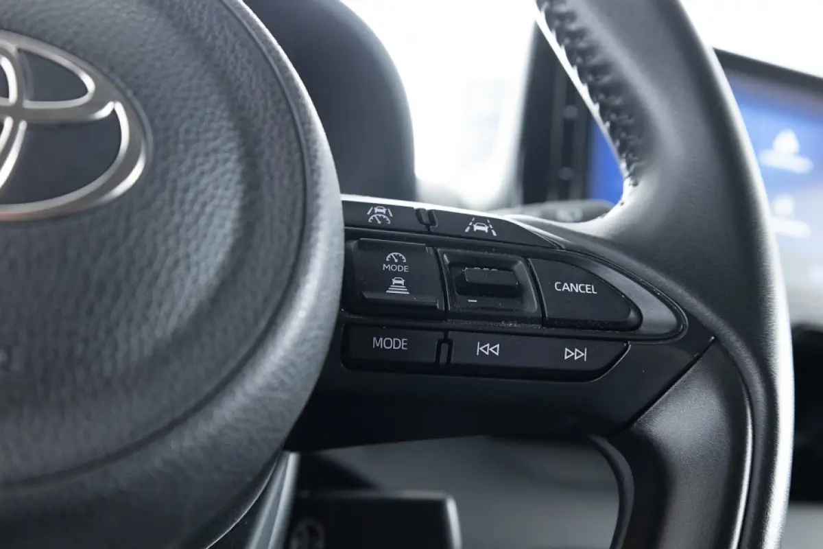 1.5 Hybrid 115 Active | CARPLAY | ECC | VELGEN ✅ 1e Eigenaar Automaat