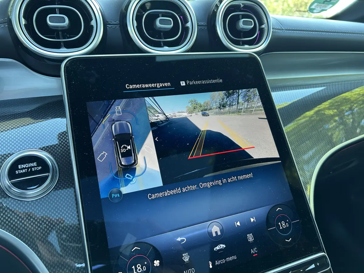 AMG 4Matic // Trekhaak // Memory // 360 Camera // Panoramadak // Digital Light // Night pakket // Keyless // Augmented