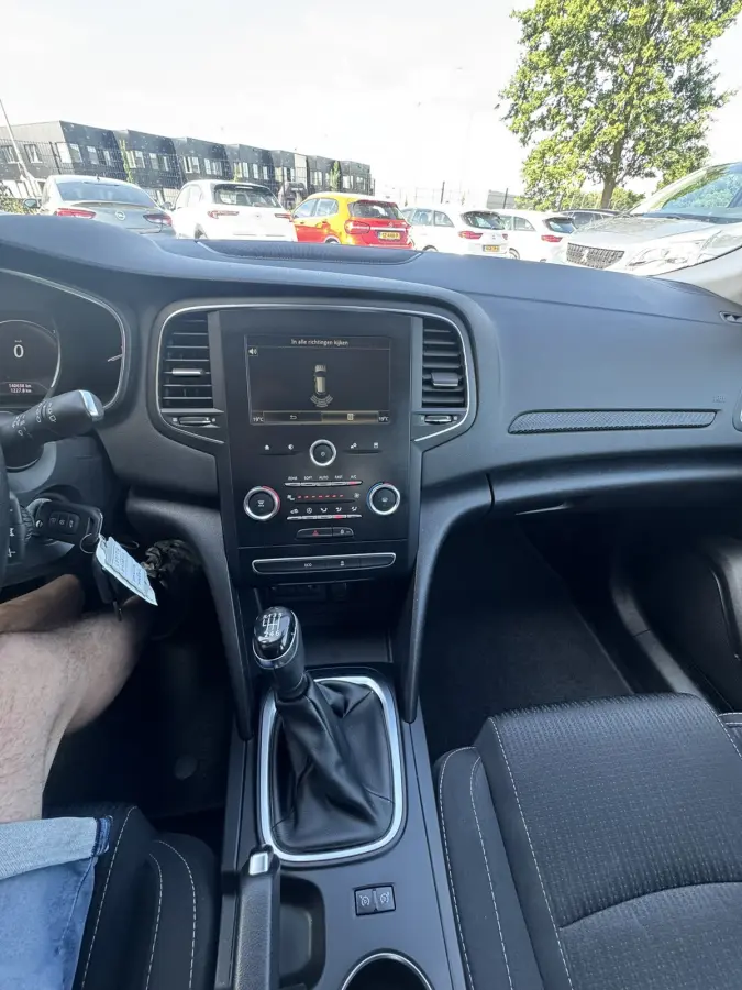 1.5 Blue dCi Limited, Marge, Euro 6, Apple Carplay, PDC,