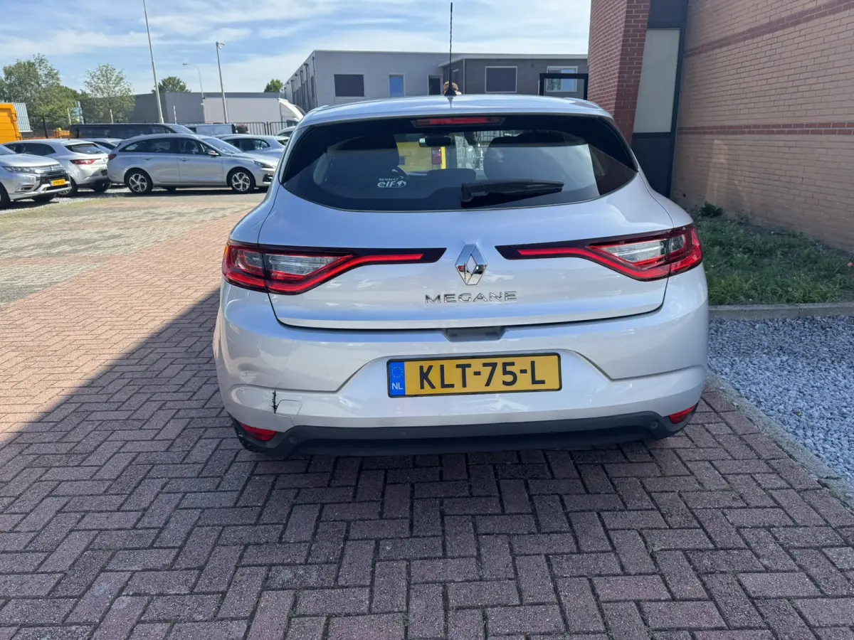 1.5 Blue dCi Limited, Marge, Euro 6, Apple Carplay, PDC,