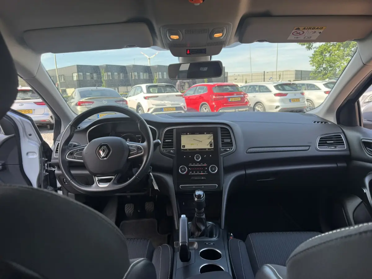 1.5 Blue dCi Limited, Marge, Euro 6, Apple Carplay, PDC,