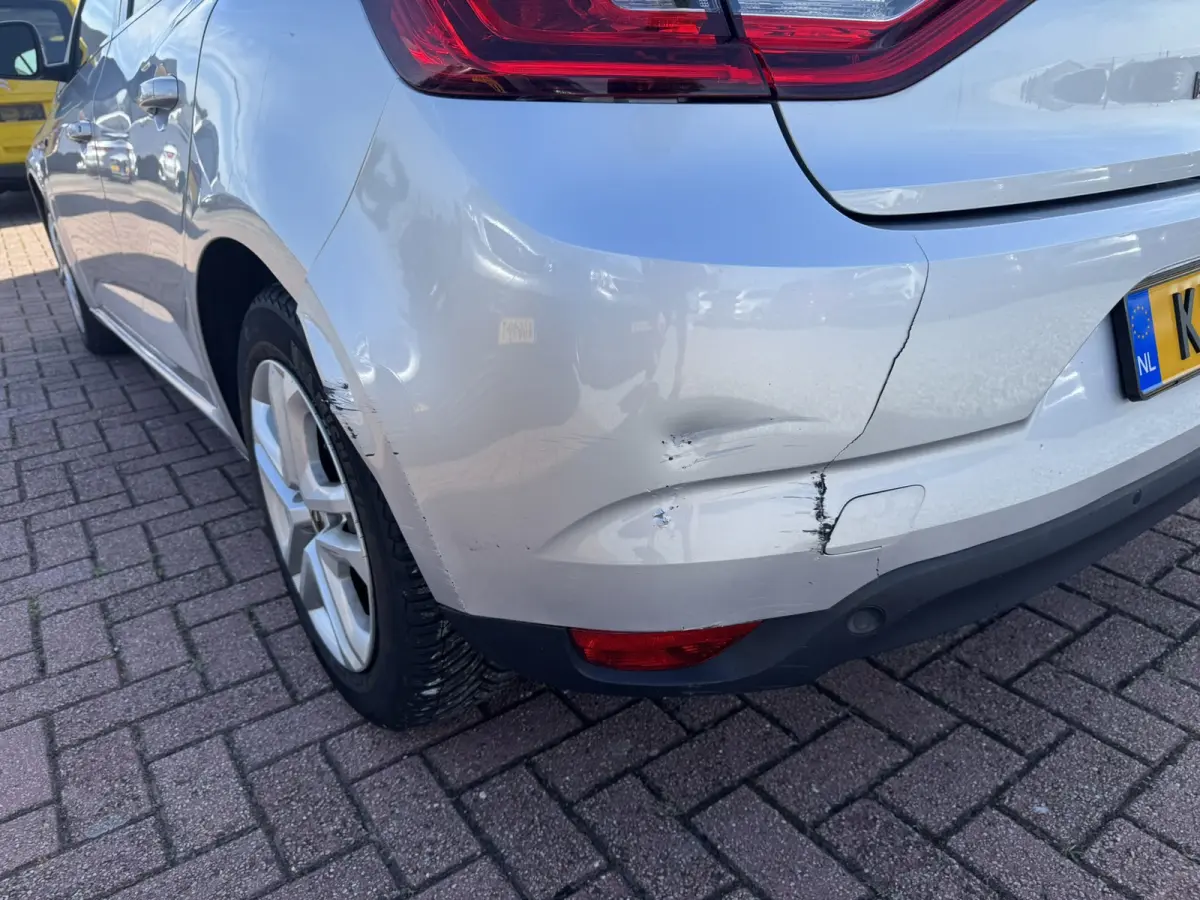 1.5 Blue dCi Limited, Marge, Euro 6, Apple Carplay, PDC,