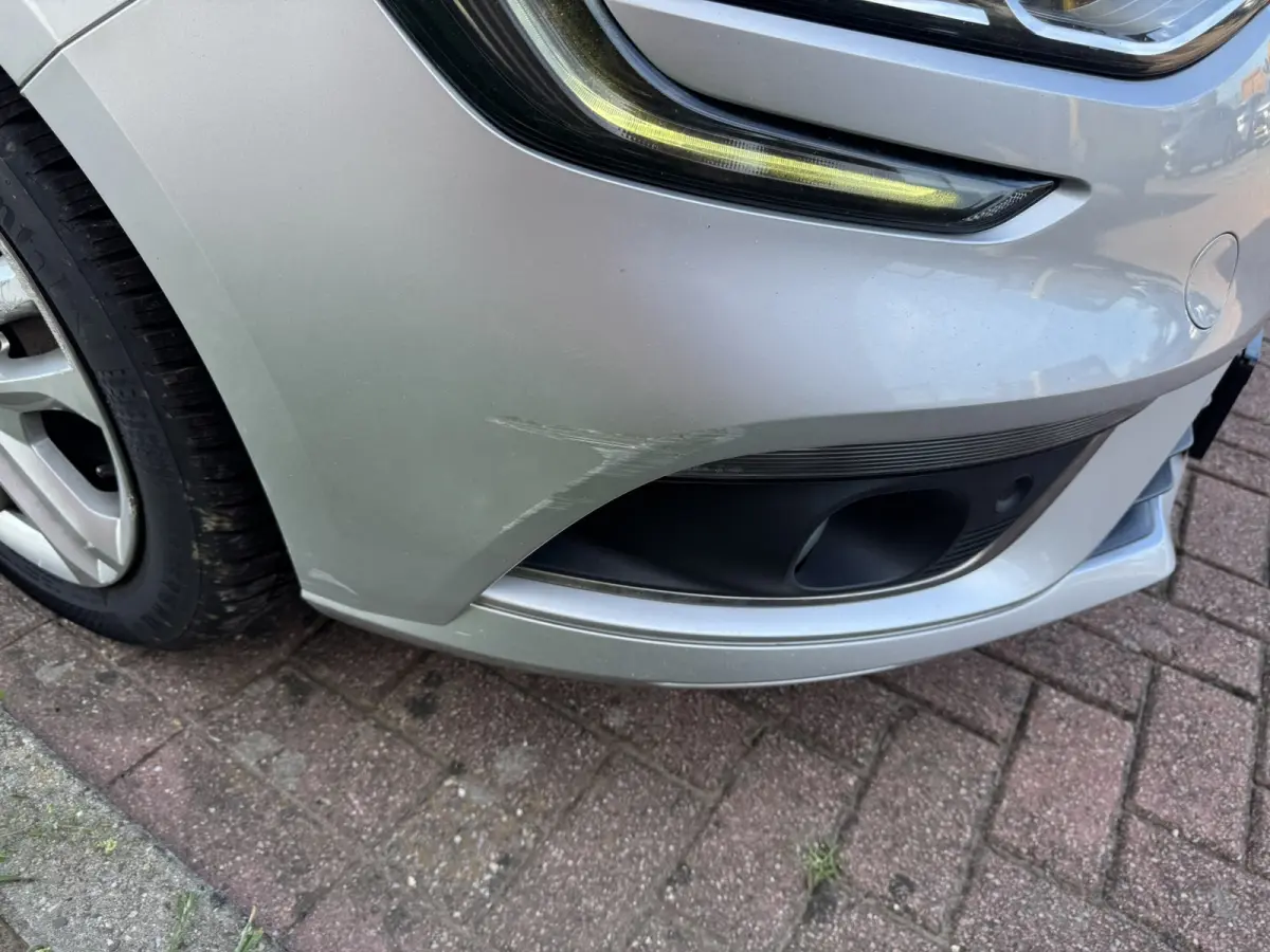 1.5 dCi Eco2 Limited, Euro 6, Apple Carplay, R-Link