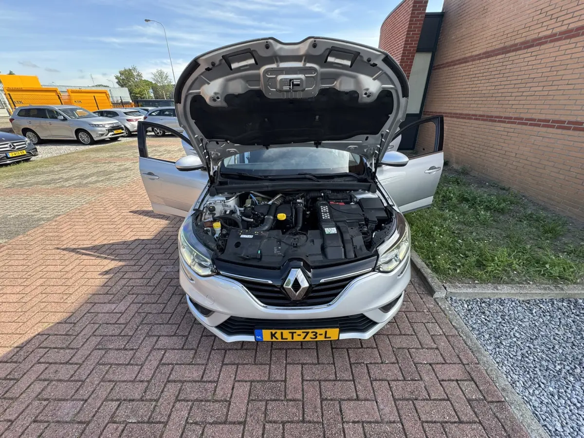 1.5 dCi Eco2 Limited, Euro 6, Apple Carplay, R-Link