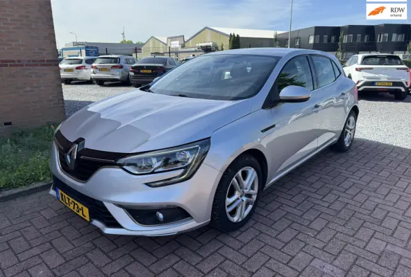 1.5 dCi Eco2 Limited, Euro 6, Apple Carplay, R-Link