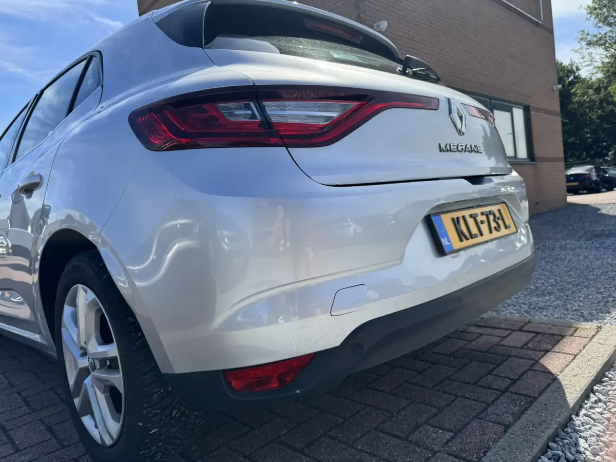 1.5 dCi Eco2 Limited, Euro 6, Apple Carplay, R-Link