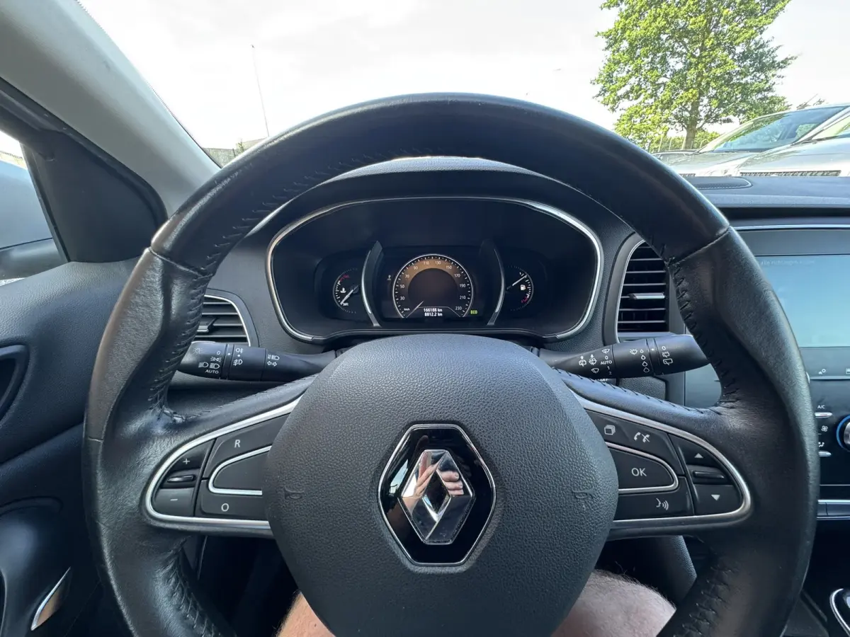 1.5 dCi Eco2 Limited, Euro 6, Apple Carplay, R-Link