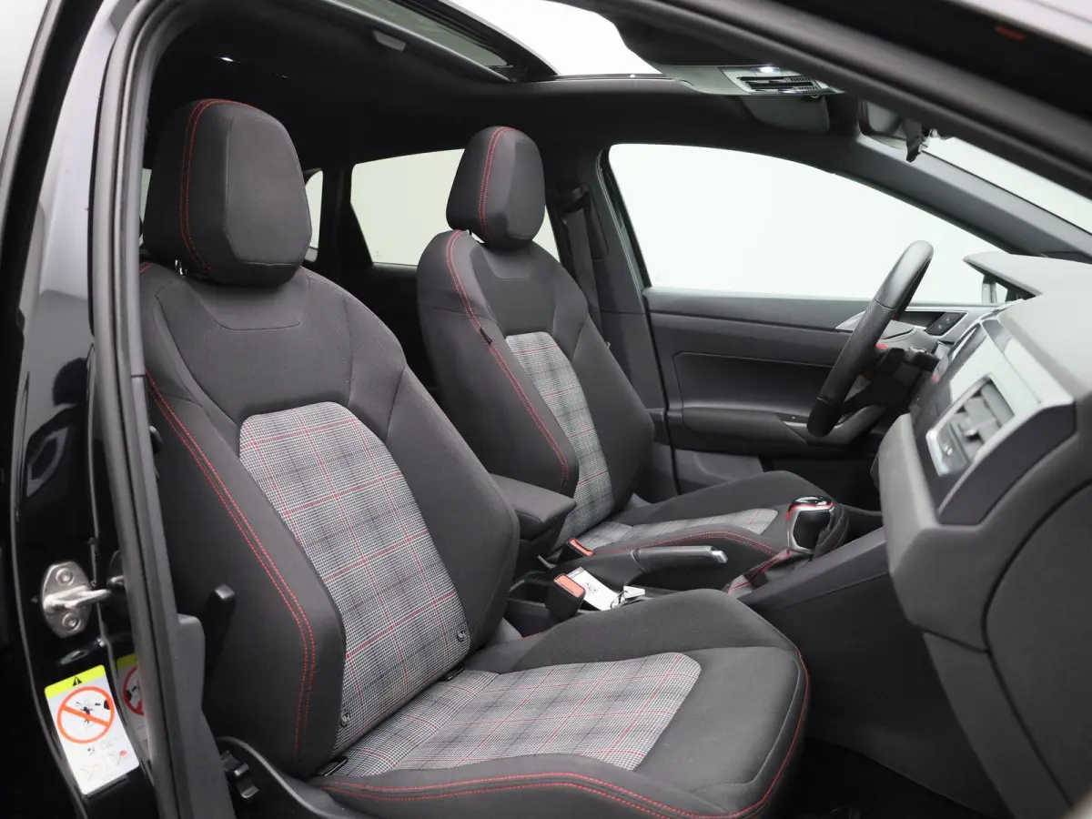 2.0 TSI GTI | 207 PK | Automaat | Apple Carplay / Android Auto | Stoelverwarming | Adaptieve Cruise Control | Parkeersensoren | Panoramaschuif-kanteldak |