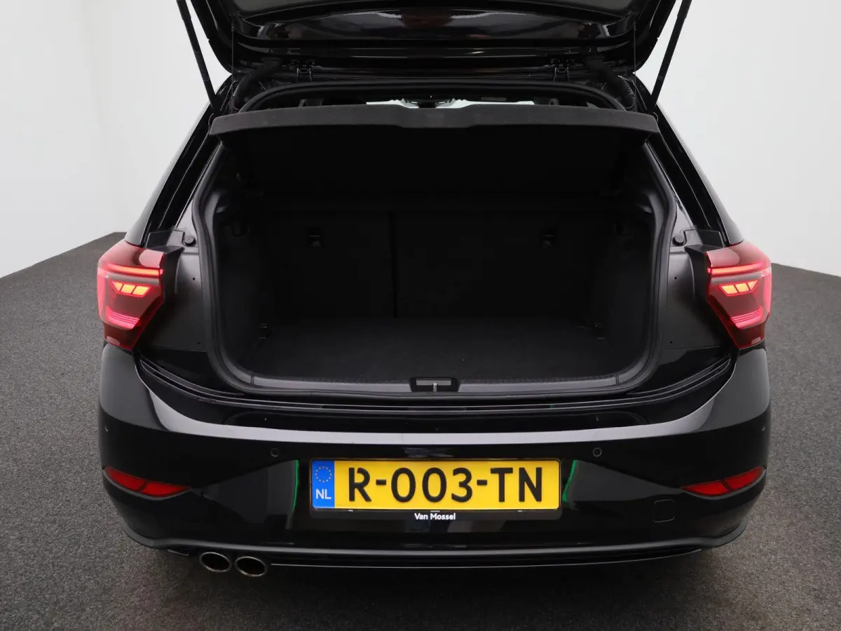 2.0 TSI GTI | 207 PK | Automaat | Apple Carplay / Android Auto | Stoelverwarming | Adaptieve Cruise Control | Parkeersensoren | Panoramaschuif-kanteldak |