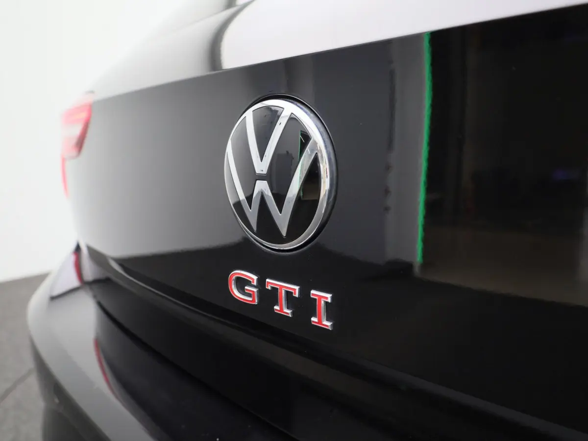 2.0 TSI GTI | 207 PK | Automaat | Apple Carplay / Android Auto | Stoelverwarming | Adaptieve Cruise Control | Parkeersensoren | Panoramaschuif-kanteldak |
