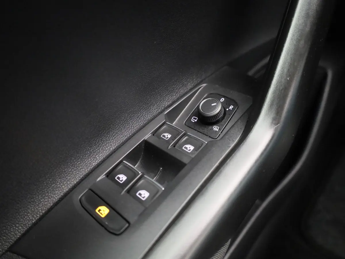2.0 TSI GTI | 207 PK | Automaat | Apple Carplay / Android Auto | Stoelverwarming | Adaptieve Cruise Control | Parkeersensoren | Panoramaschuif-kanteldak |