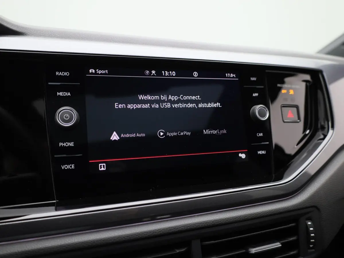 2.0 TSI GTI | 207 PK | Automaat | Apple Carplay / Android Auto | Stoelverwarming | Adaptieve Cruise Control | Parkeersensoren | Panoramaschuif-kanteldak |