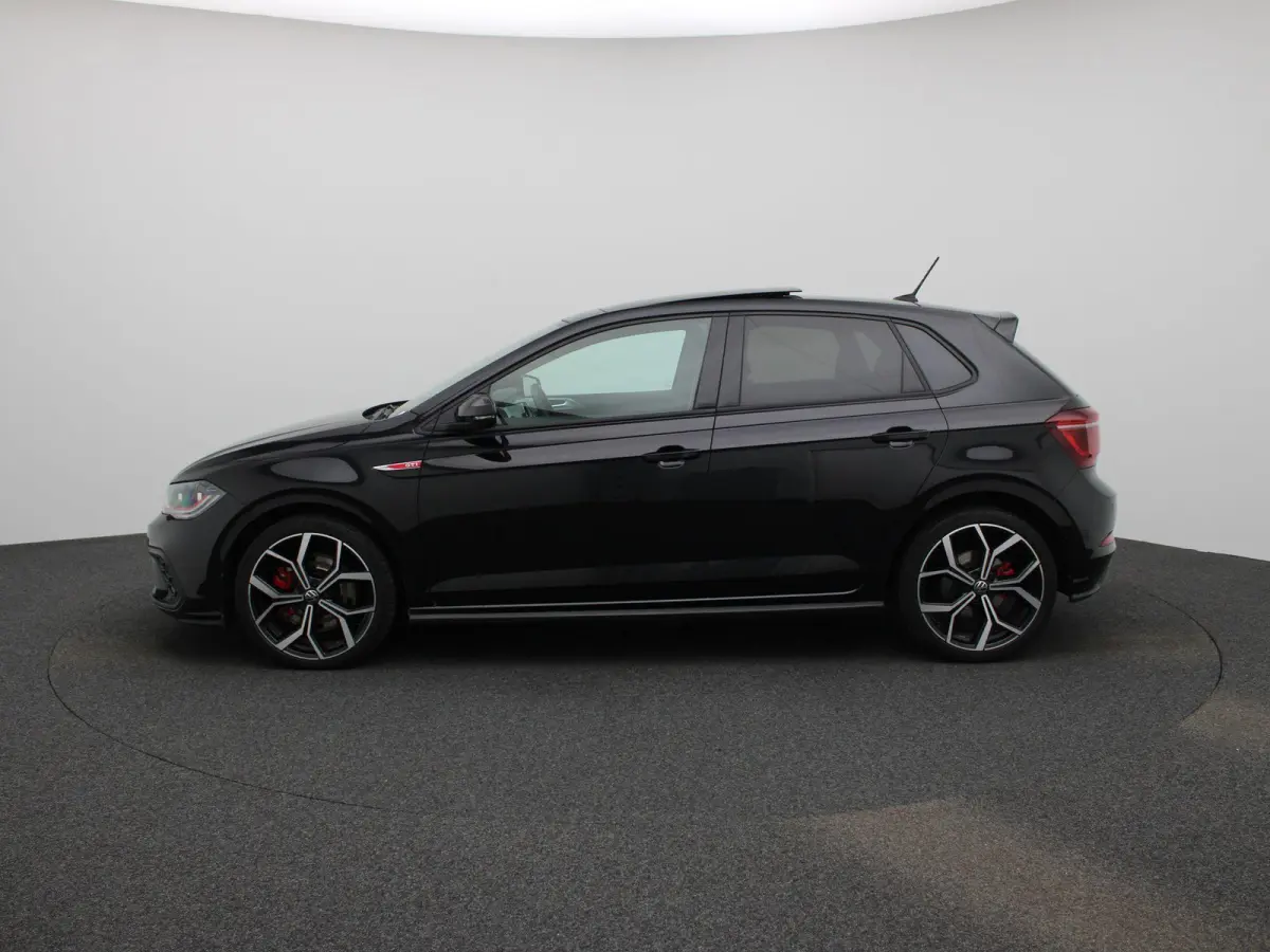 2.0 TSI GTI | 207 PK | Automaat | Apple Carplay / Android Auto | Stoelverwarming | Adaptieve Cruise Control | Parkeersensoren | Panoramaschuif-kanteldak |