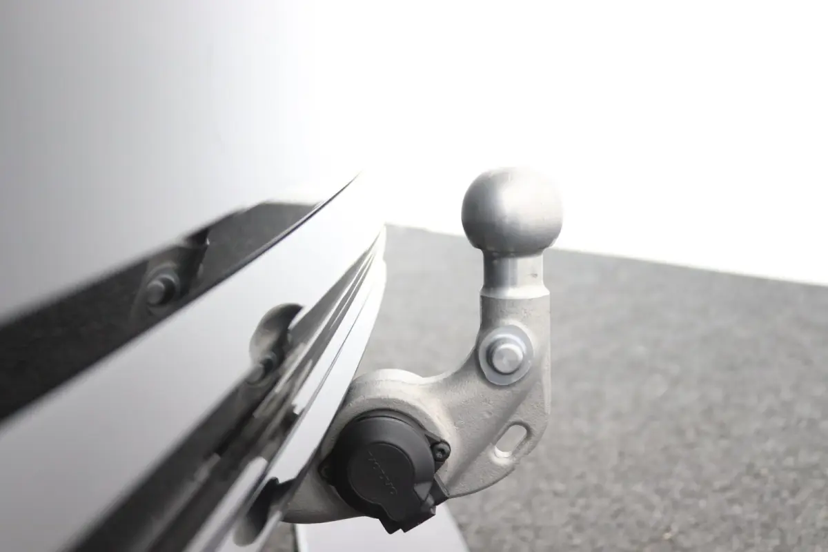 T8 Plug-in hybrid AWD Plus Dark | Trekhaak | Panoramadak | 360 Camera | Harman/Kardon | CarPlay/Android Auto | Elek. Stoelen |  Keyless | Stoel/ Stuurverwarming
