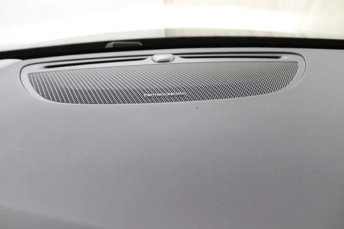 T8 Plug-in hybrid AWD Plus Dark | Trekhaak | Panoramadak | 360 Camera | Harman/Kardon | CarPlay/Android Auto | Elek. Stoelen |  Keyless | Stoel/ Stuurverwarming