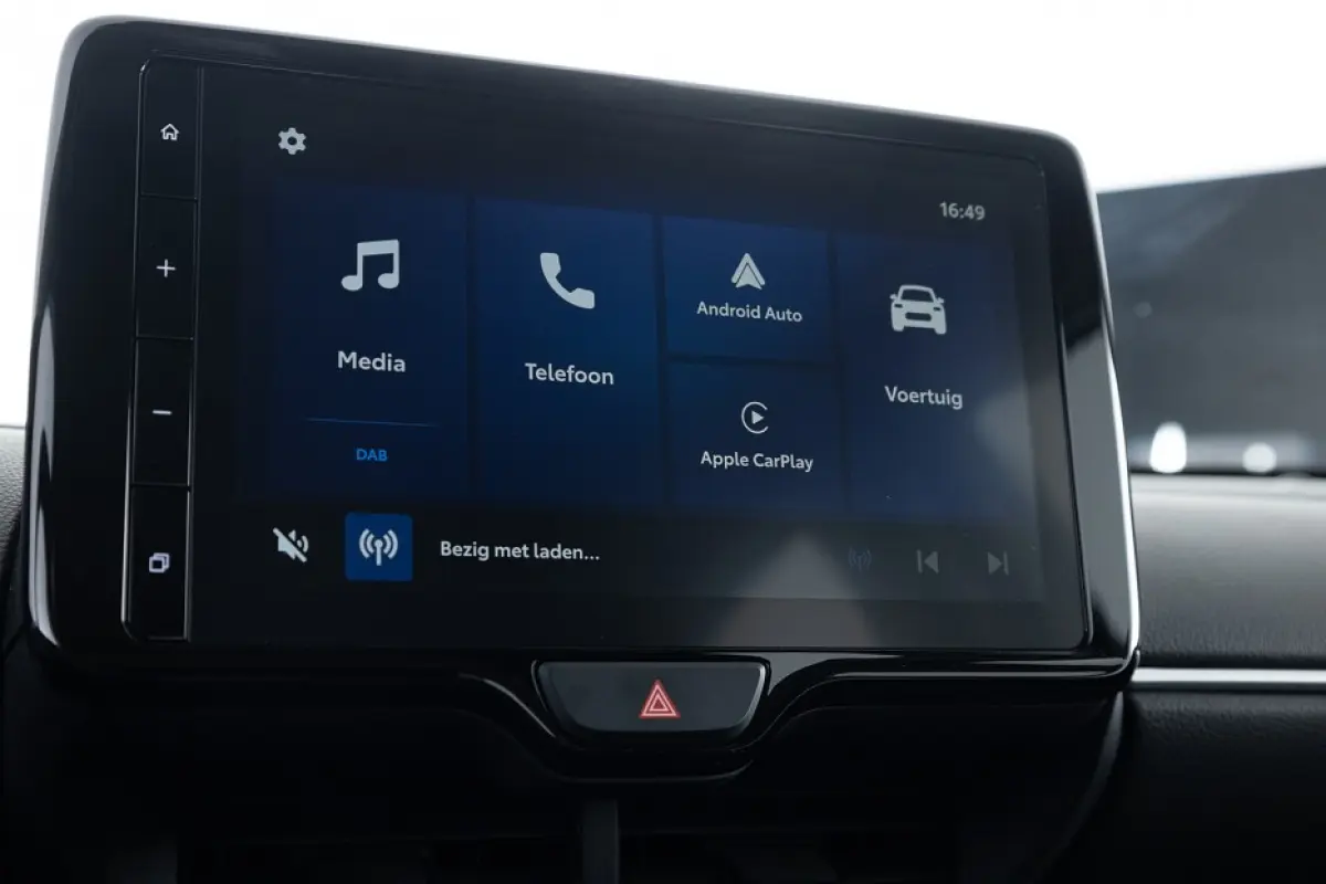 1.5 Hybrid 115 Active | CARPLAY | CAMERA | VELGEN | Automaat ✅ 1e Eigenaar