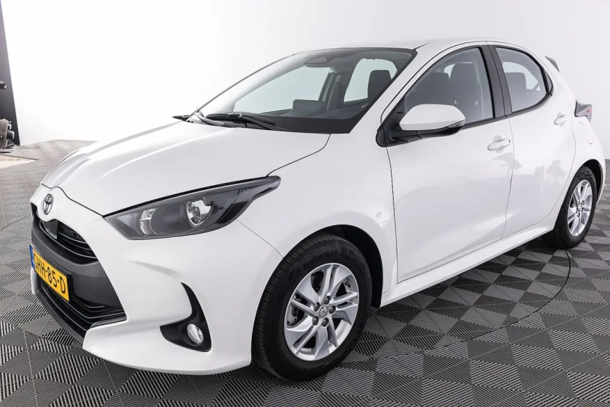 1.5 Hybrid 115 Active | CARPLAY | CAMERA | VELGEN | Automaat ✅ 1e Eigenaar