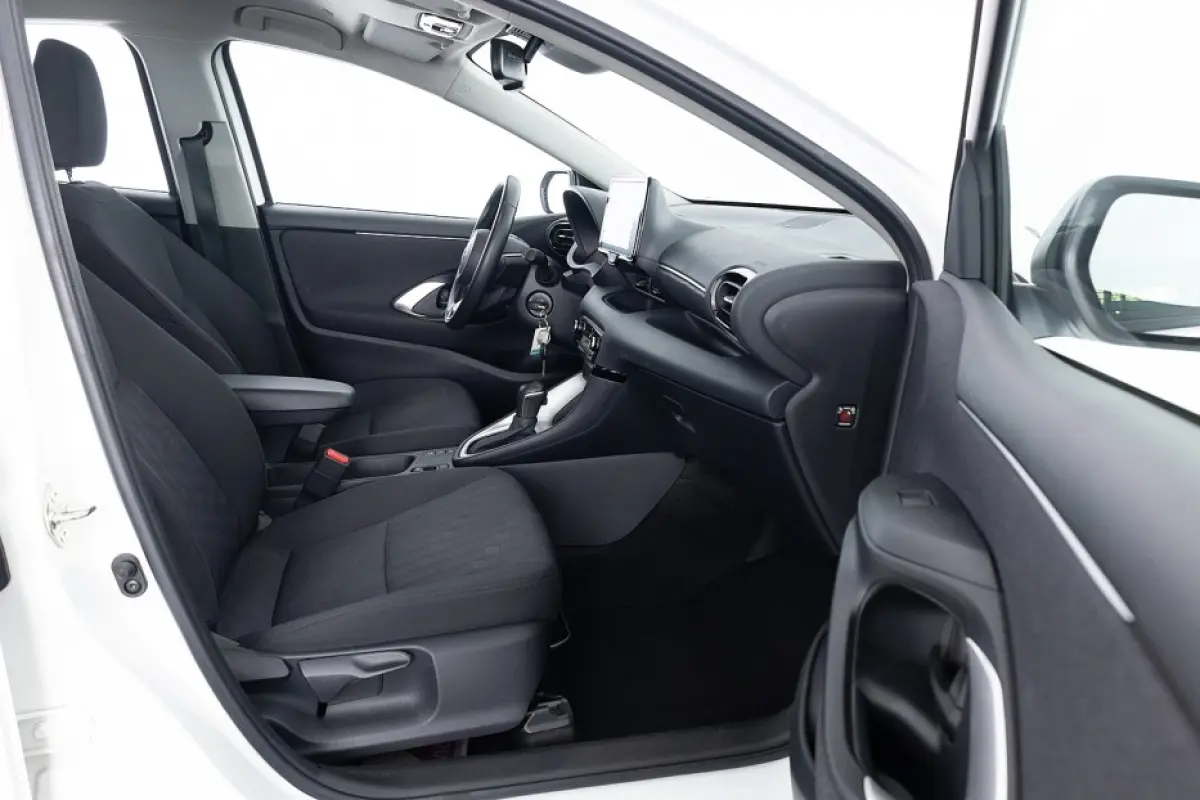 1.5 Hybrid 115 Active | CARPLAY | CAMERA | VELGEN | Automaat ✅ 1e Eigenaar
