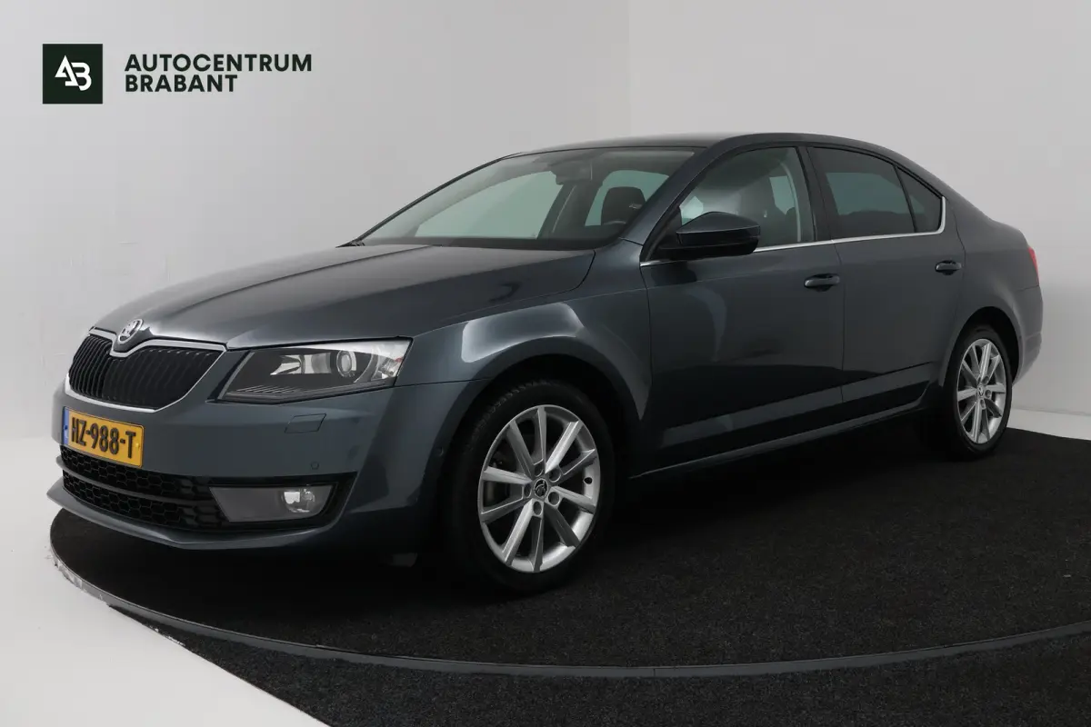 1.4 TSI Greentech Style Businessline (STOELVERWARMING, TREKHAAK, XENON, ELEKT. STSOELEN)