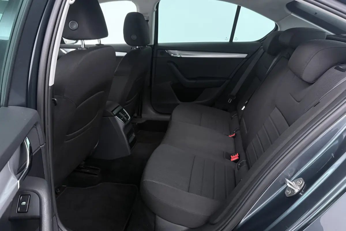 1.4 TSI Greentech Style Businessline (STOELVERWARMING, TREKHAAK, XENON, ELEKT. STSOELEN)