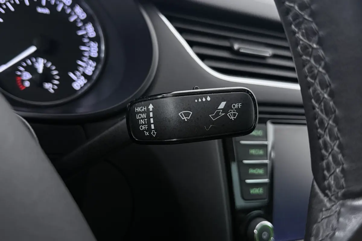 1.4 TSI Greentech Style Businessline (STOELVERWARMING, TREKHAAK, XENON, ELEKT. STSOELEN)