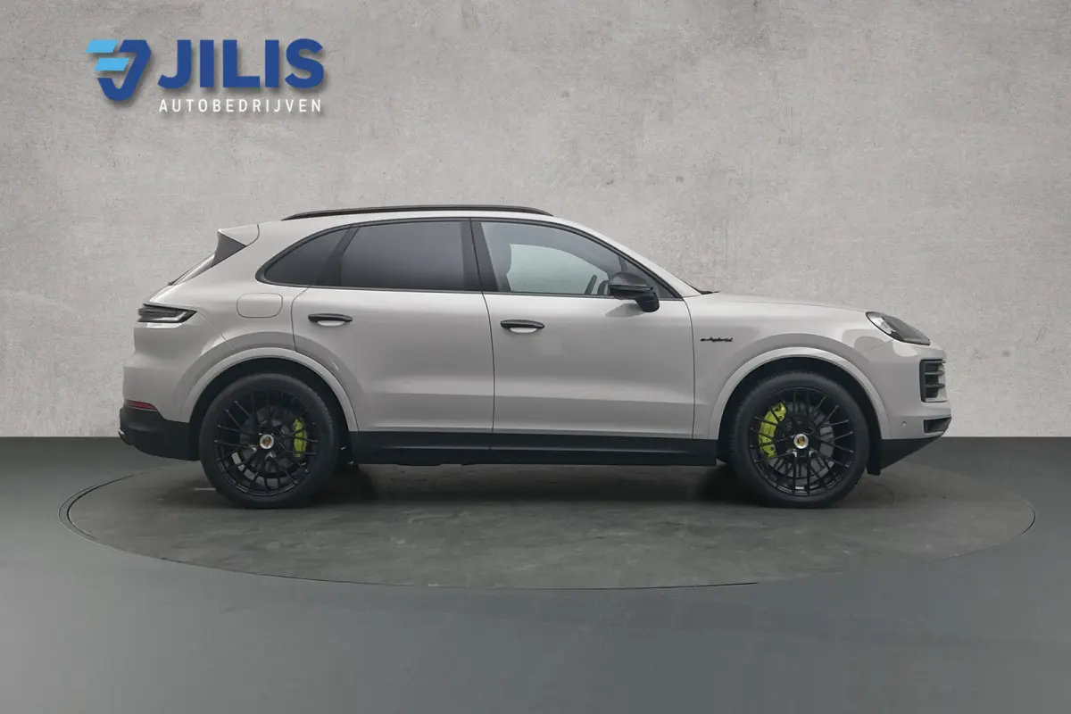 3.0 S E-Hybrid Black Edition | Panoramadak | Luchtvering | Trekhaak | Lederen bekleding