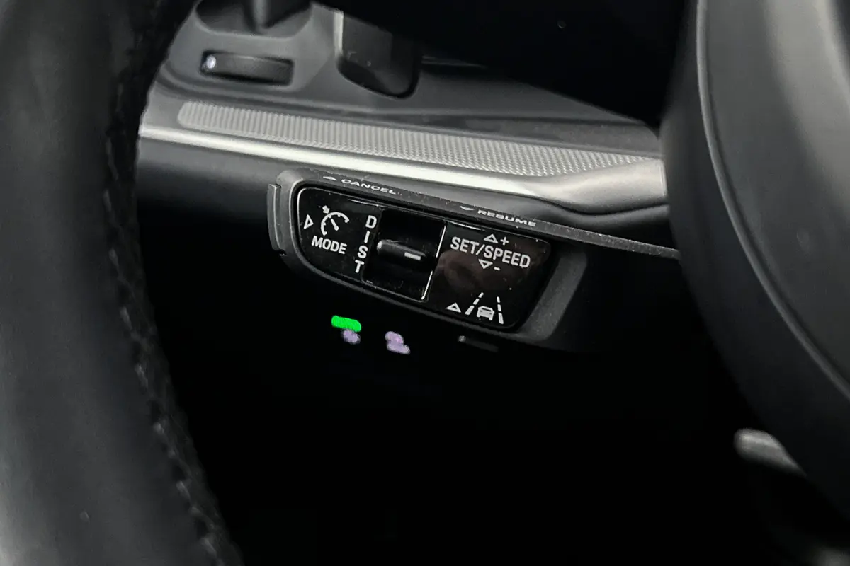 3.0 S E-Hybrid Black Edition | Panoramadak | Luchtvering | Trekhaak | Lederen bekleding