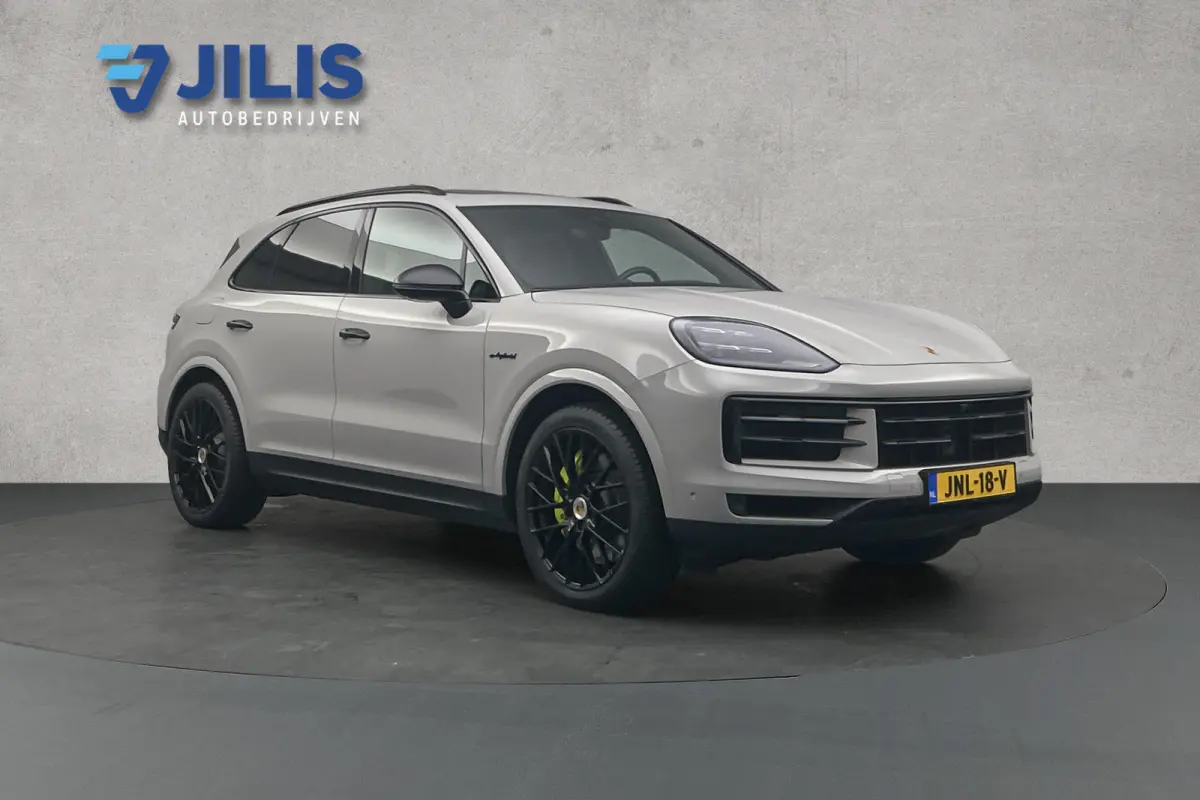3.0 S E-Hybrid Black Edition | Panoramadak | Luchtvering | Trekhaak | Lederen bekleding