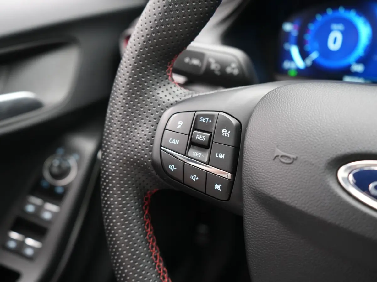 1.0 EcoBoost ST-Line X 155pk Dealer O.H | Trekhaak Afn. | Panodak | Adaptive Cruise | Bang & Olufsen | Camera | Sportstoelen & Stuur Verwarmd | Keyless | Virtual | Navigatie | DAB | 17"L.M |