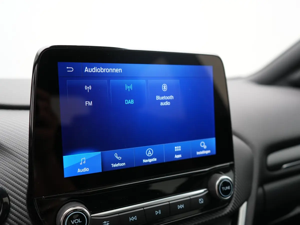1.0 EcoBoost ST-Line X 155pk Dealer O.H | Trekhaak Afn. | Panodak | Adaptive Cruise | Bang & Olufsen | Camera | Sportstoelen & Stuur Verwarmd | Keyless | Virtual | Navigatie | DAB | 17"L.M |