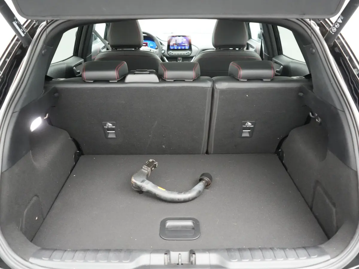 1.0 EcoBoost ST-Line X 155pk Dealer O.H | Trekhaak Afn. | Panodak | Adaptive Cruise | Bang & Olufsen | Camera | Sportstoelen & Stuur Verwarmd | Keyless | Virtual | Navigatie | DAB | 17"L.M |