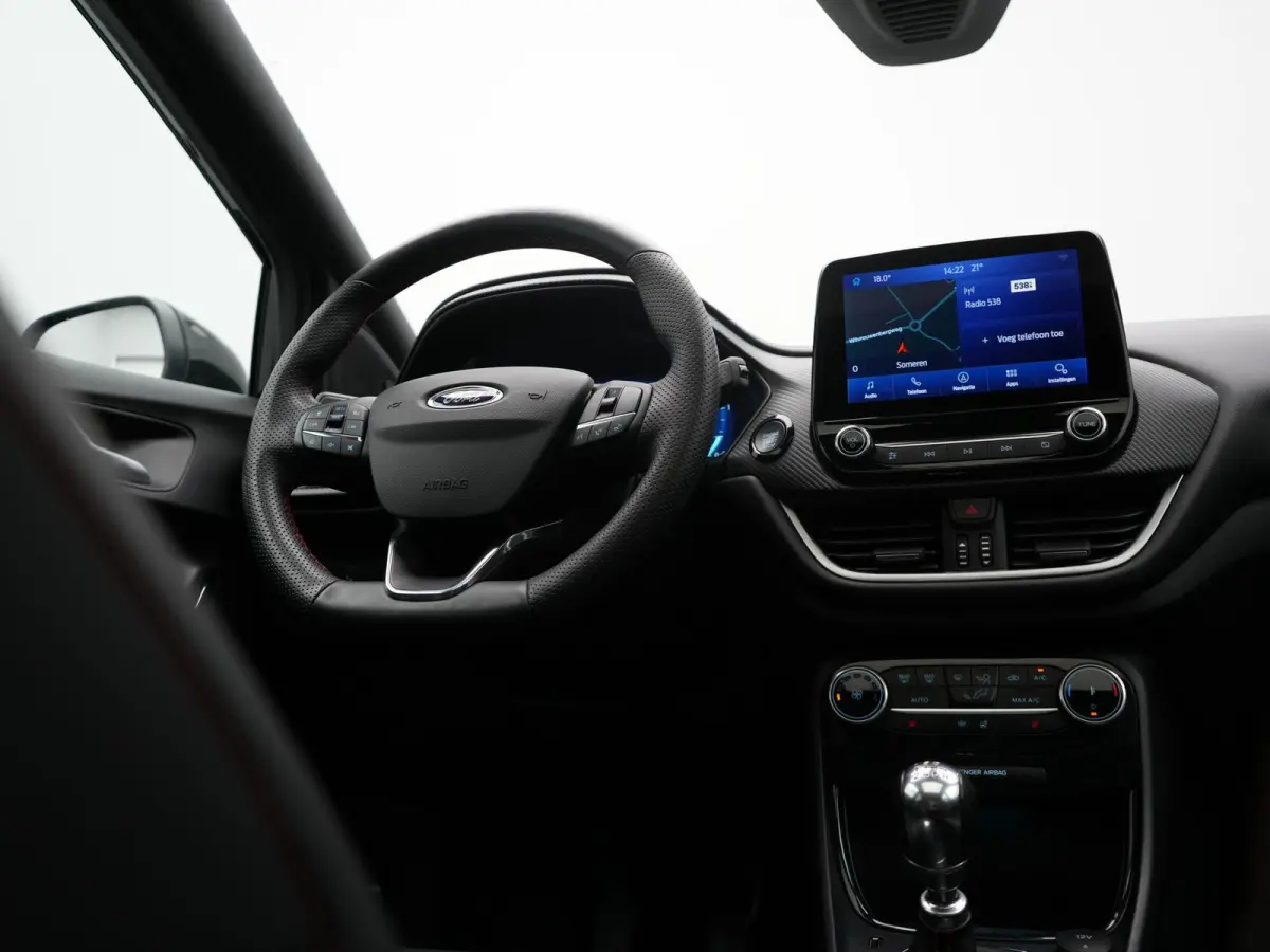 1.0 EcoBoost ST-Line X 155pk Dealer O.H | Trekhaak Afn. | Panodak | Adaptive Cruise | Bang & Olufsen | Camera | Sportstoelen & Stuur Verwarmd | Keyless | Virtual | Navigatie | DAB | 17"L.M |