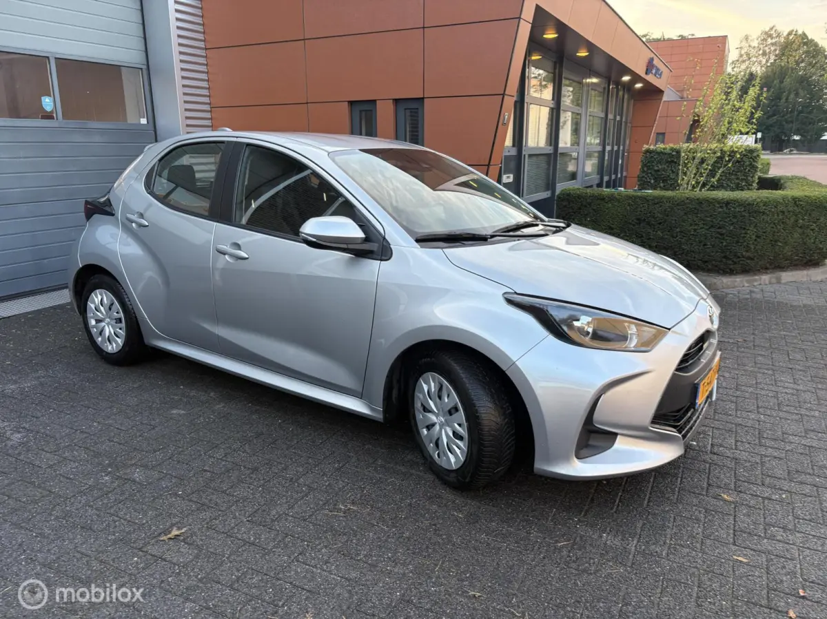 1.5 VVT-i Active