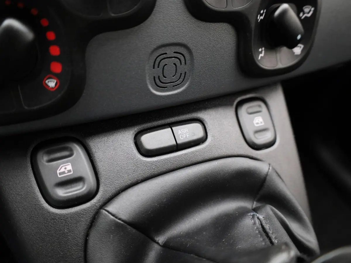 1.0 Hybrid City Life | BLUETOOTH | DAB RADIO | AIRCO | ELEKTRISCHE RAMEN | MULTIFUNCTIONEEL STUURWIEL | 5-DEURS |