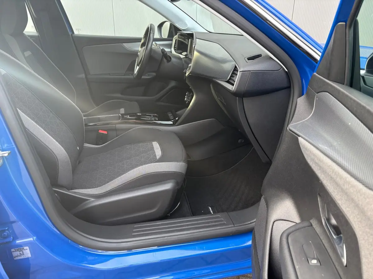 Edition 50-kWh Camera/Stoel-stuurverwarming/Parkeerhulp
