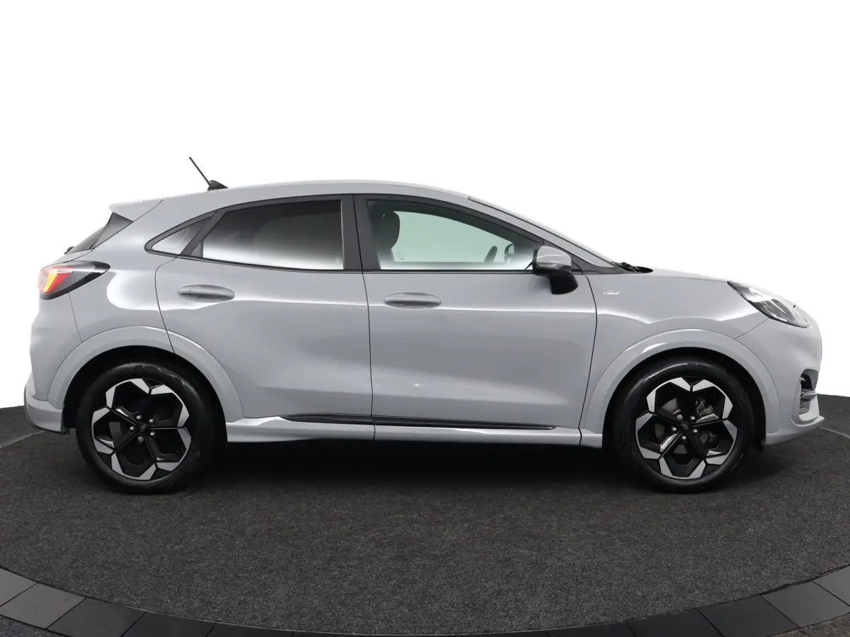 1.0 EcoBoost ST-Line | Trekhaak | Keyless Entry | CarPlay | Navi |