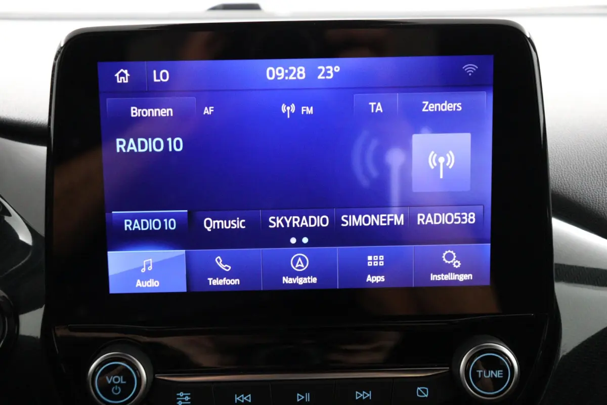 1.0 EcoBoost ST-Line | Trekhaak | Keyless Entry | CarPlay | Navi |