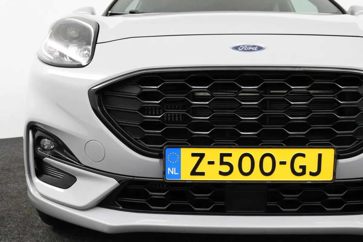 1.0 EcoBoost ST-Line | Trekhaak | Keyless Entry | CarPlay | Navi |