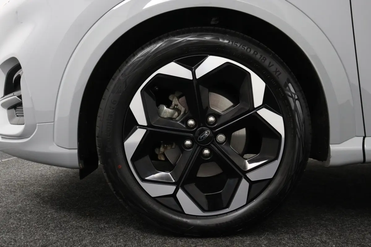 1.0 EcoBoost ST-Line | Trekhaak | Keyless Entry | CarPlay | Navi |