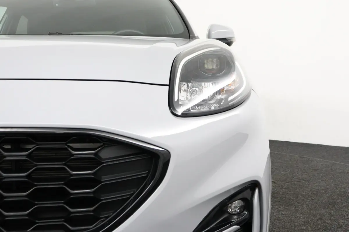 1.0 EcoBoost ST-Line | Trekhaak | Keyless Entry | CarPlay | Navi |