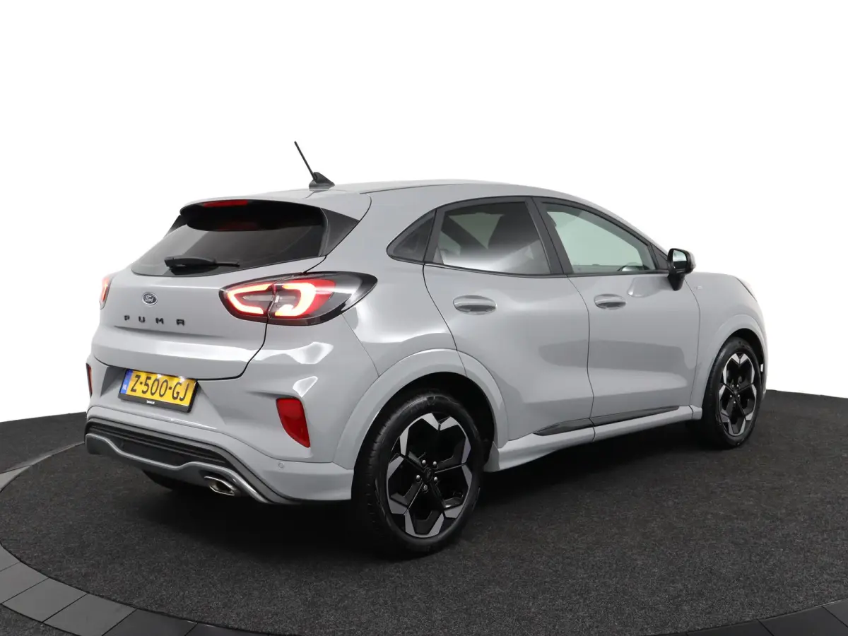 1.0 EcoBoost ST-Line | Trekhaak | Keyless Entry | CarPlay | Navi |