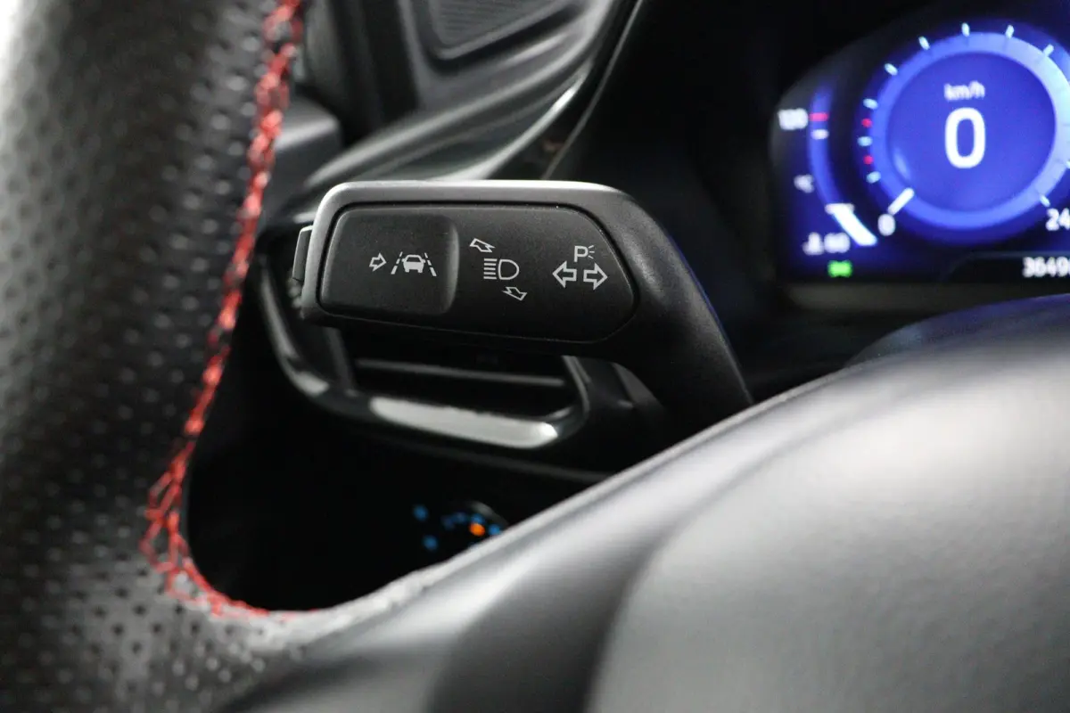 1.0 EcoBoost ST-Line | Trekhaak | Keyless Entry | CarPlay | Navi |