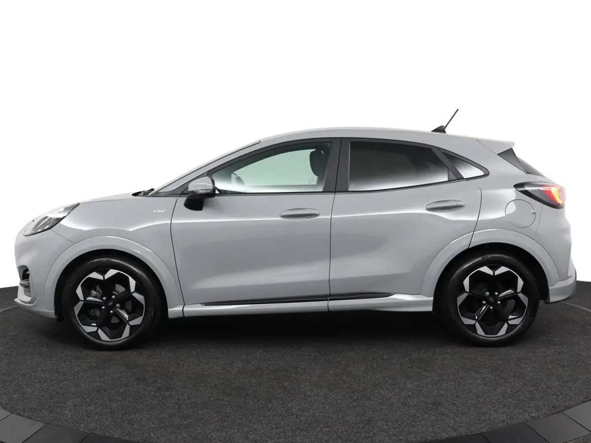 1.0 EcoBoost ST-Line | Trekhaak | Keyless Entry | CarPlay | Navi |
