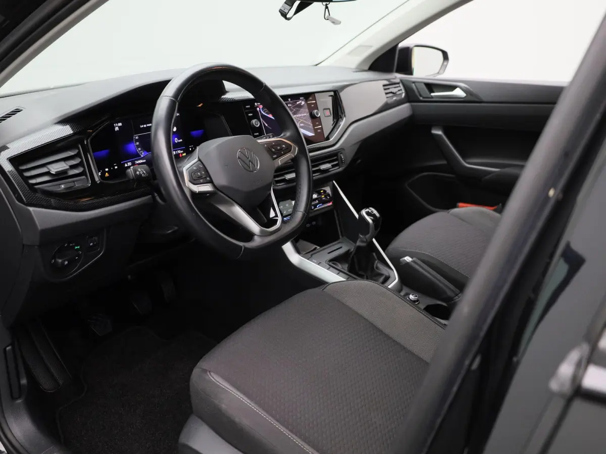 1.0 TSI Life Business 95 PK | Navigatie | Parkeersensoren | Stoelverwarming | Adaptive Cruise Control | Apple Carplay | Android Auto | Digital Cockpit | Climate Control |