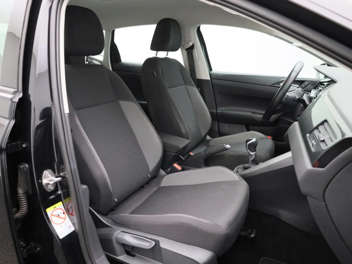 1.0 TSI Life Business 95 PK | Navigatie | Parkeersensoren | Stoelverwarming | Adaptive Cruise Control | Apple Carplay | Android Auto | Digital Cockpit | Climate Control |